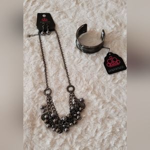 Paparazzi Necklace, Earrings & Bracelet - NWT